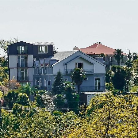 Irakli Guest House Махинджаури Экстерьер фото