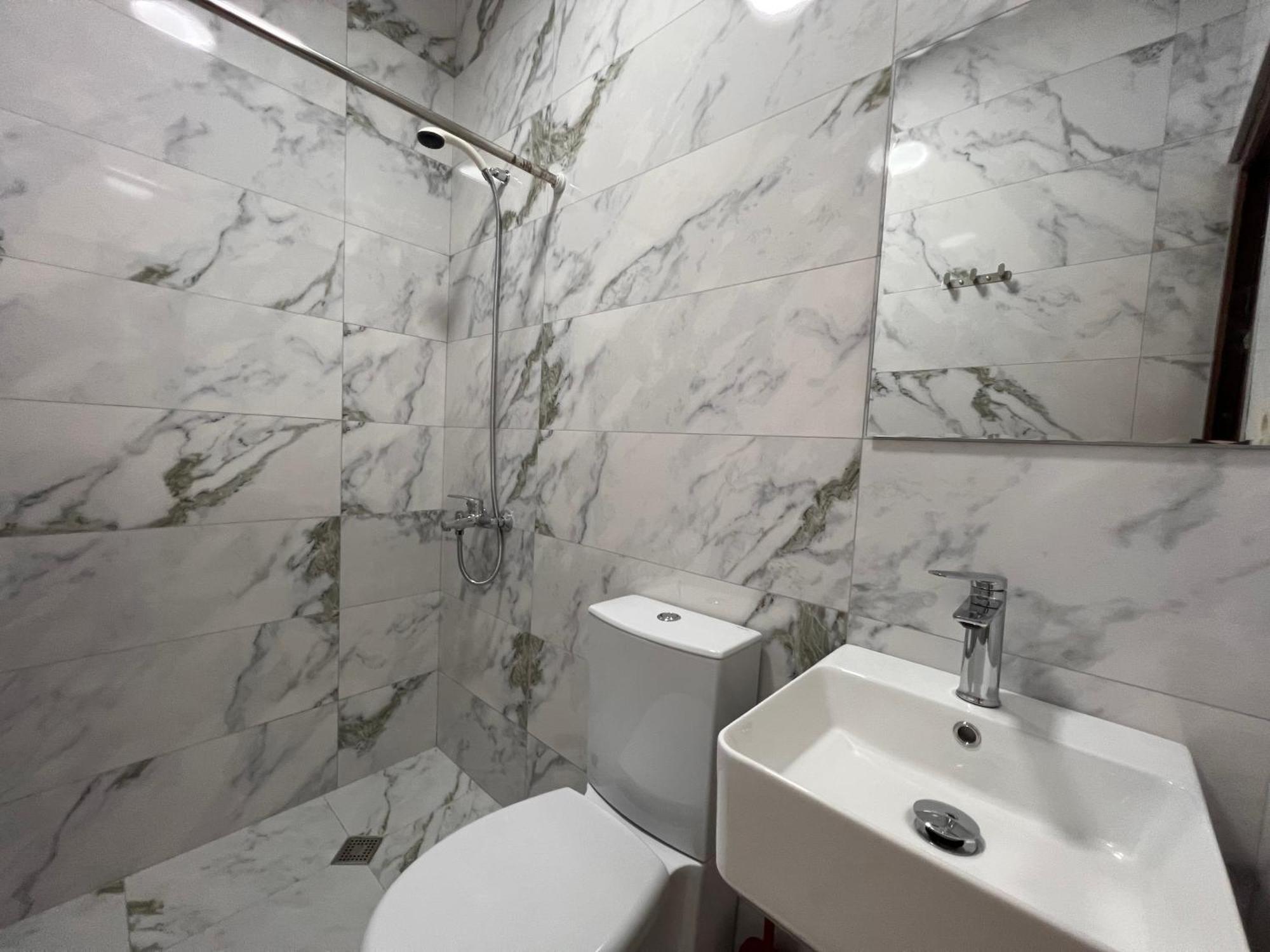 Irakli Guest House Махинджаури Экстерьер фото