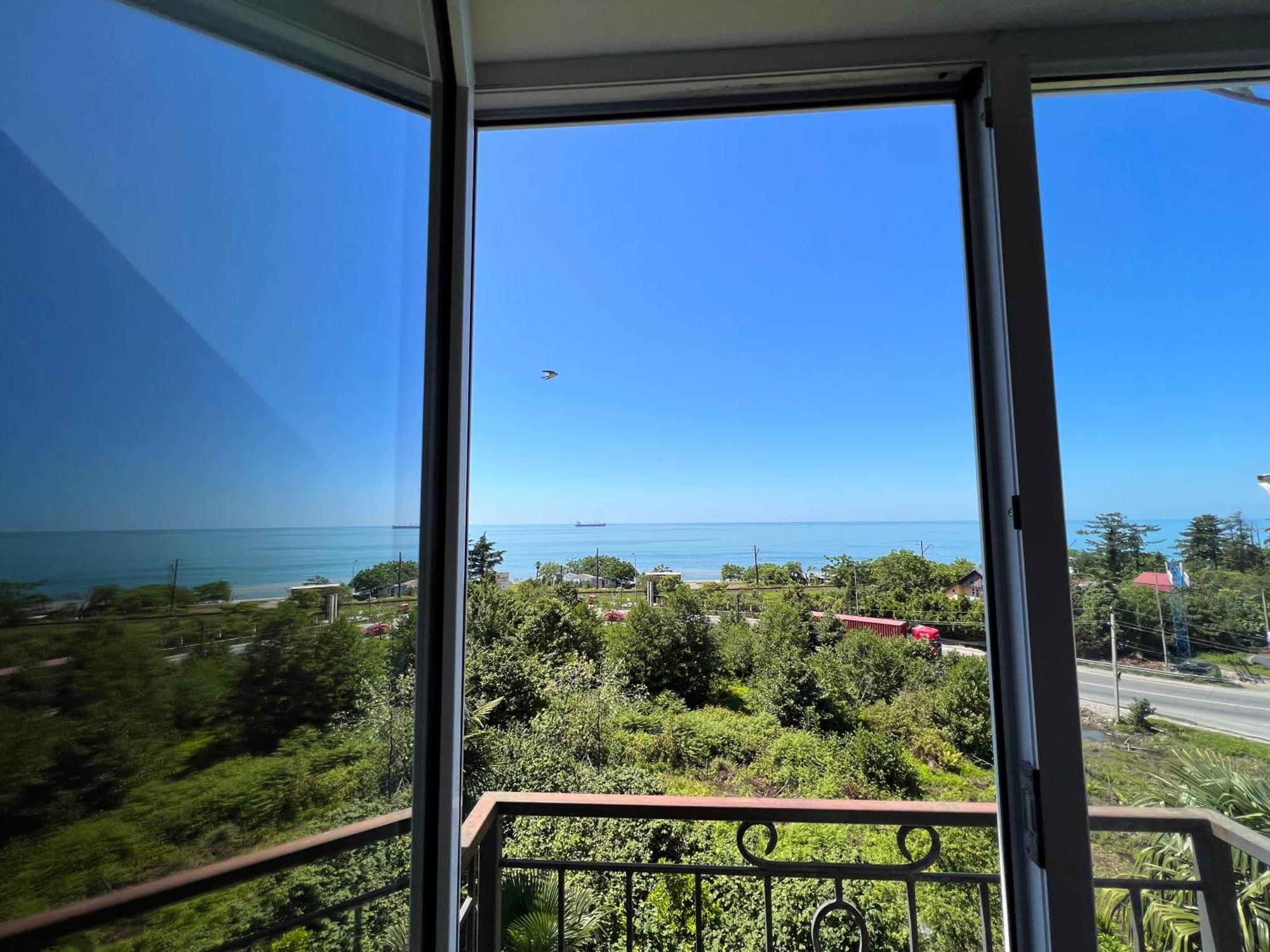 Irakli Guest House Махинджаури Экстерьер фото